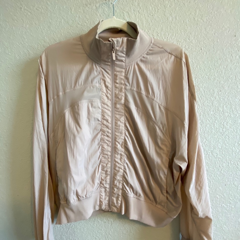 LULULEMON Light Pink Workout Jacket